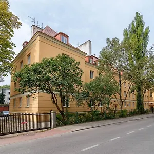 rent-like-home-apartament-nieklanska-ii.warsawhotelspoland.com/